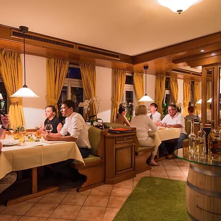 호텔 Boutique- Und Businesshotel Herrenkueferei 3*