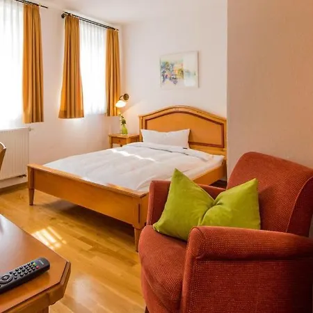 호텔 Boutique- Und Businesshotel Herrenkueferei 3*